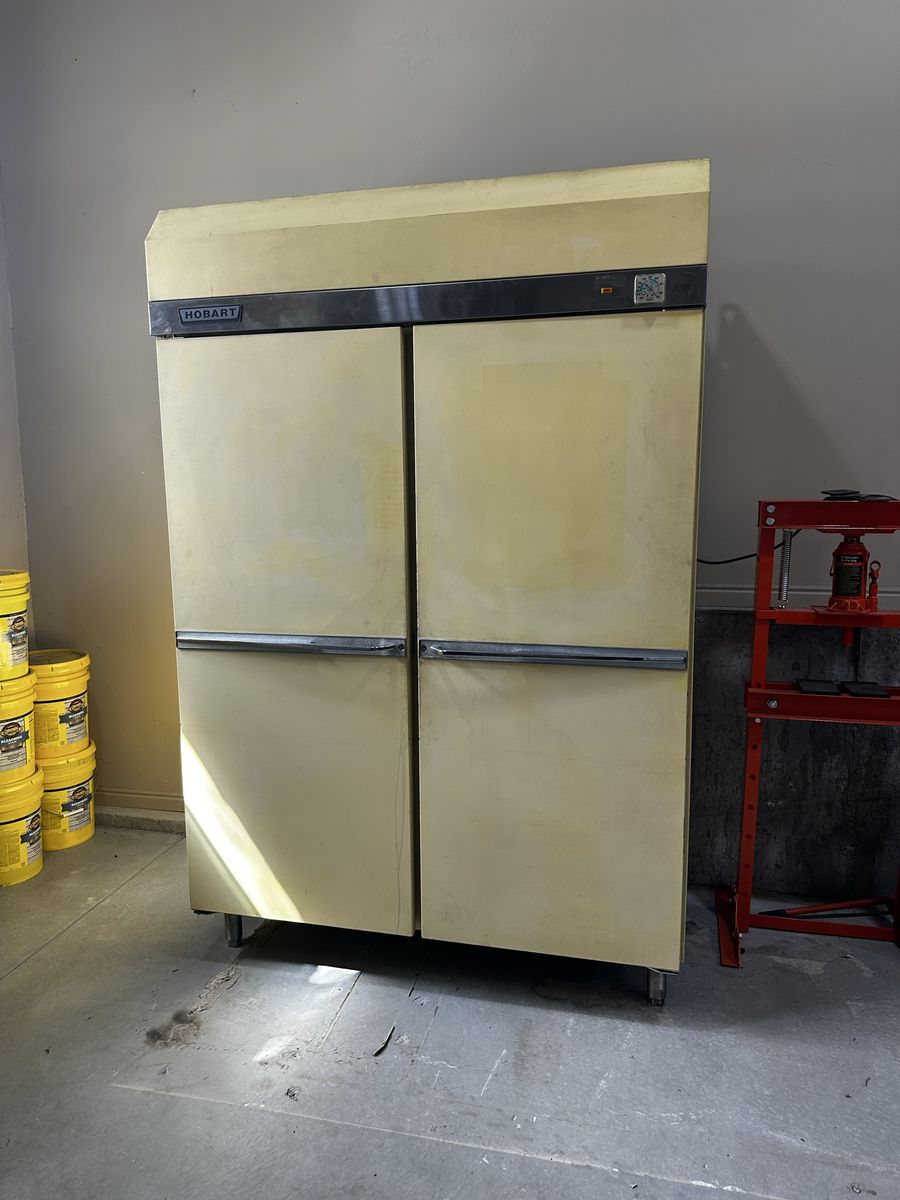 Hobart Commercial Upright Freezer/Refrigerator - Dual Functionality, Excellent Condition