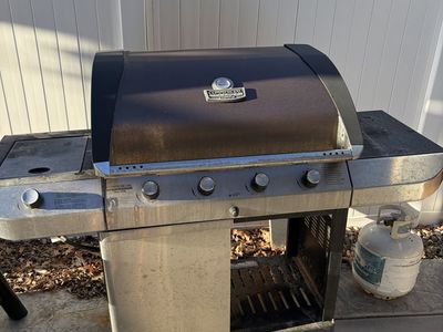 Charbroil commercial series BBQ Grill - 5 burner