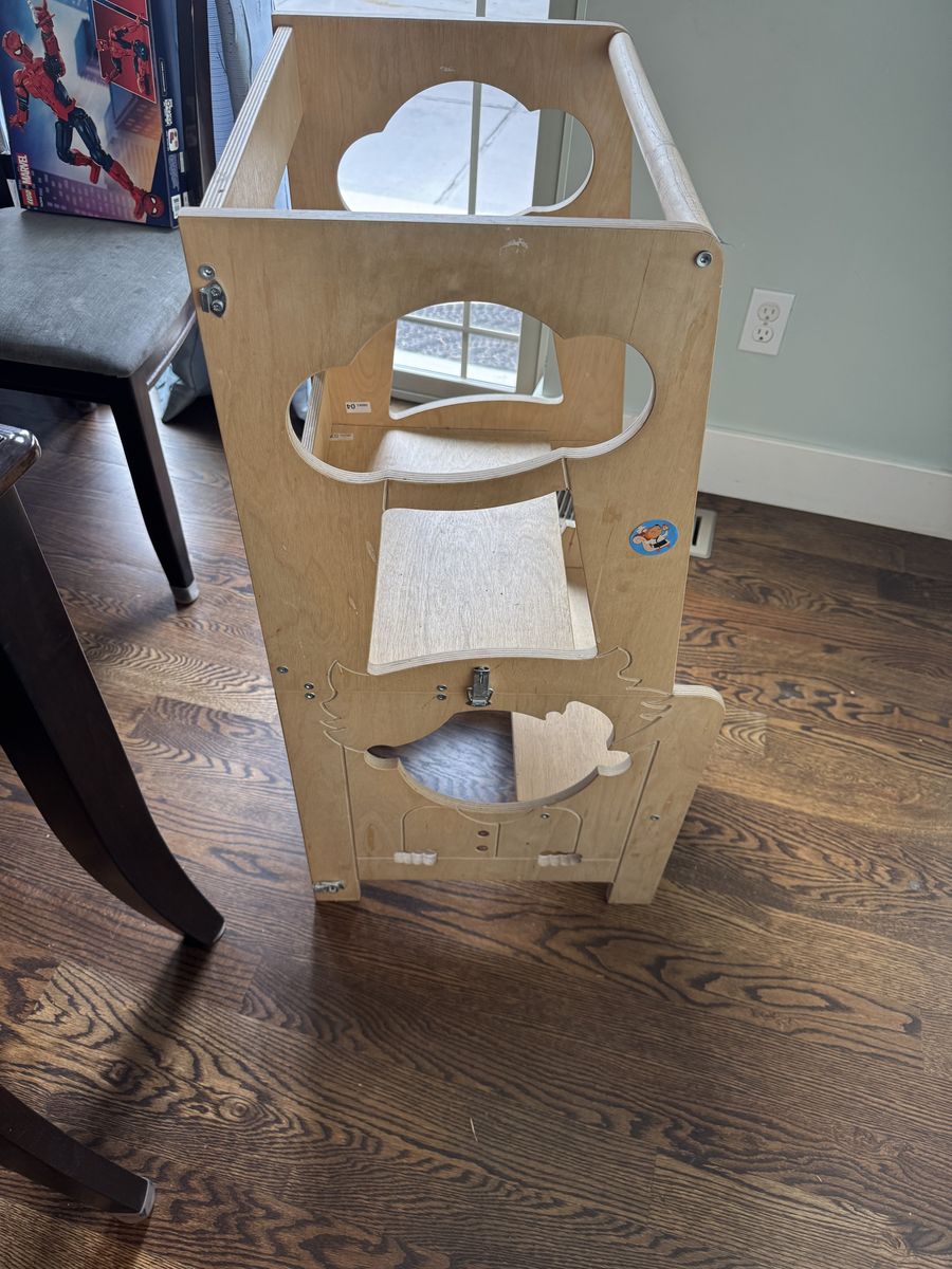Child’s Helper stool/table