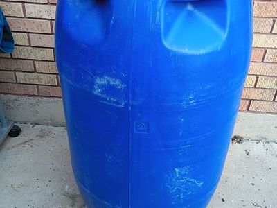 Eagle Peak 55 Gallon Water Storage Camping Garden with Spigot No Leaking