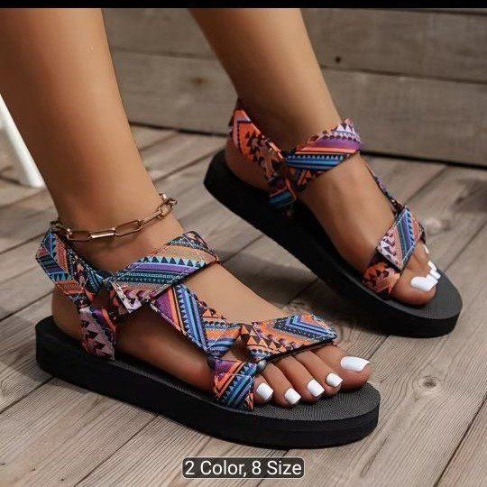 Women's Platform Sandals, New Summer Style Color-Blocked Ethnic Style Platform Sandals. Adjustable straps. NEW Size 8