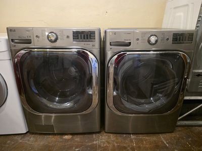 Lg washer and electeic dryer