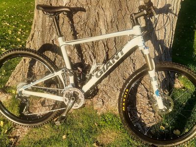 Giant Anthem X3 Full Suspension Mountain Bike - Medium