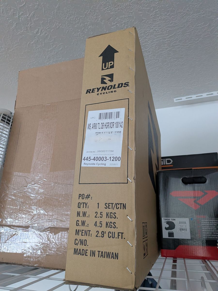 Reynolds AR60 Carbon Road Cycling Race Wheelset New in Box