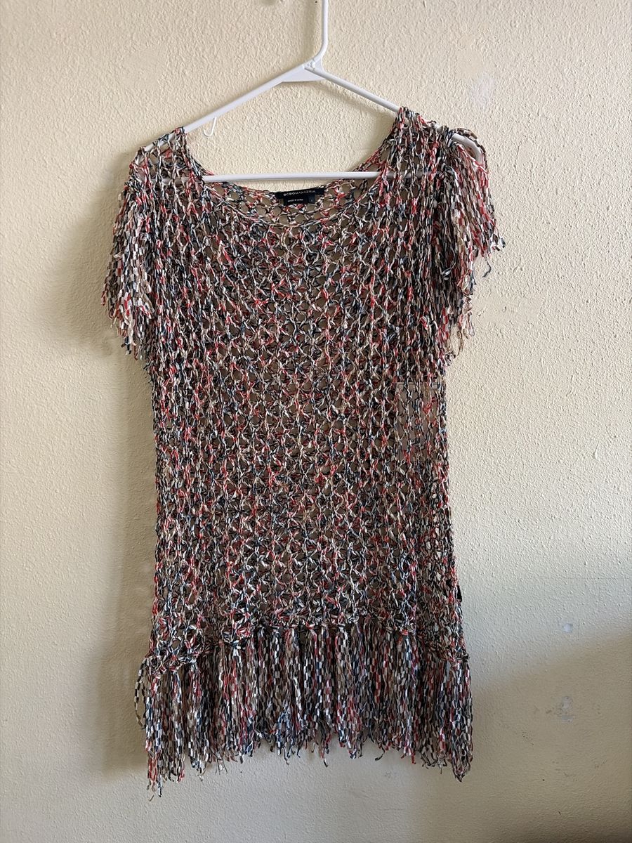 Size L woman’s swim suite cover up