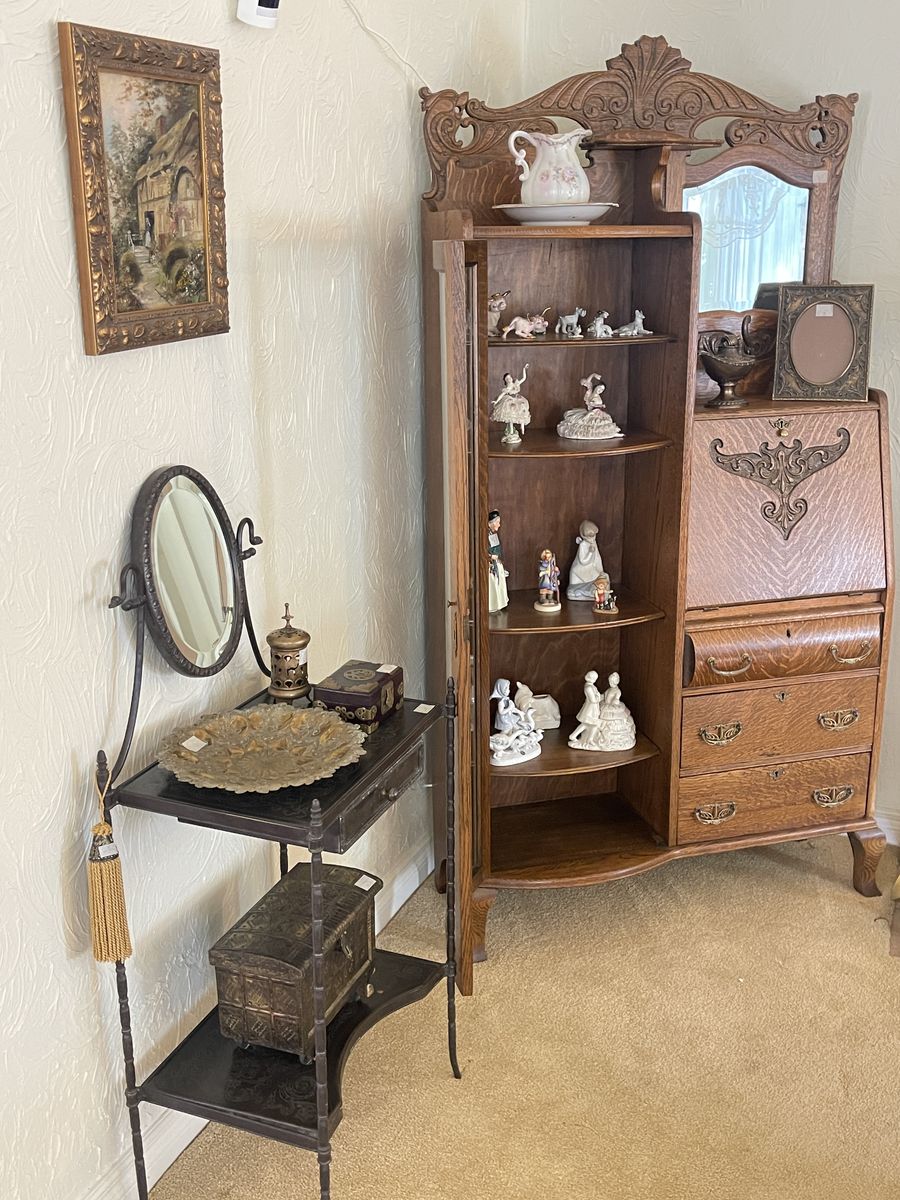 Main image 10