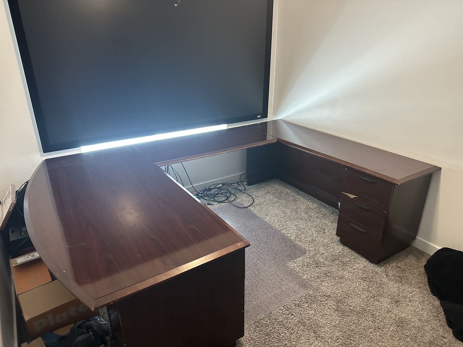 Large U-Shaped Office Desk (3-Piece) – OBO