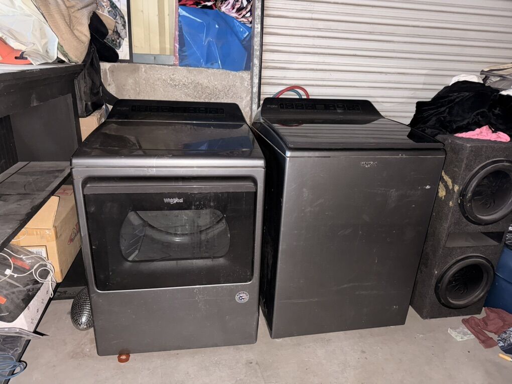 Whirlpool Washer And Dryer Set