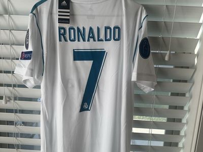 Adidas Ronaldo #7 Real Madrid 2018 UEFA Champions League Final Jersey White Size LARGE and EXTRA LARGE Available