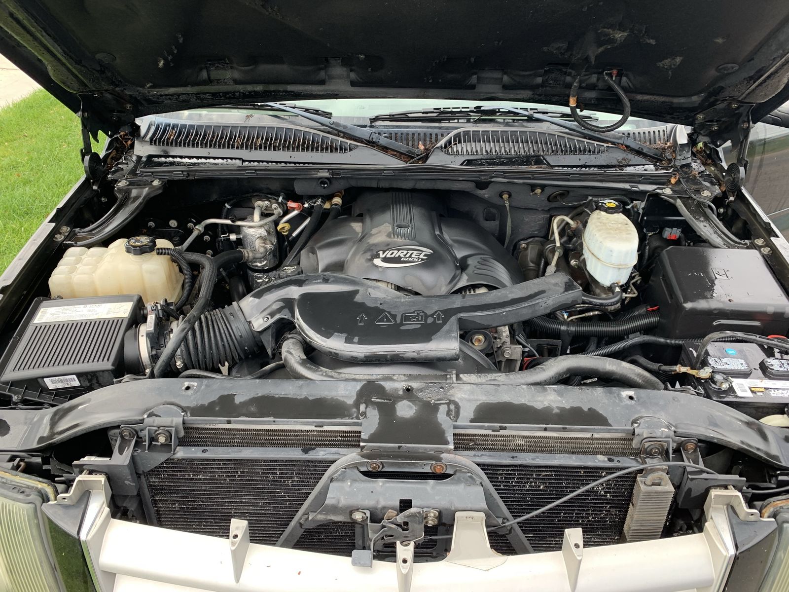 GM Chevy LQ9 LS 6.0L gen 3 v8 complete engine