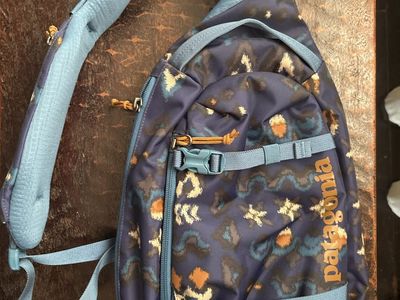 Patagonia Atom Sling Bag Printed Blue Pattern Backpack