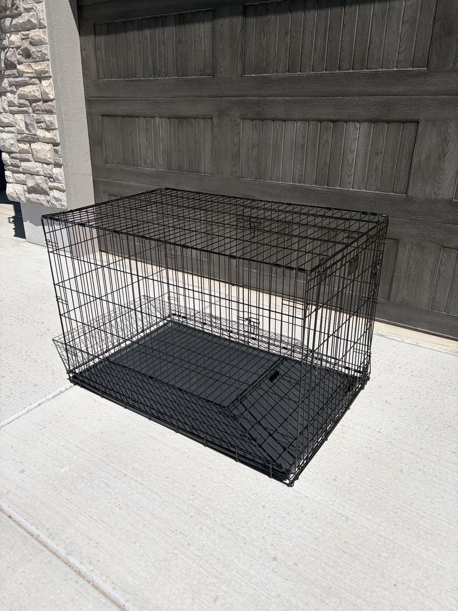 Large Black Wire Dog Crate Pet Kennel with Removable Tray - 48” x 30” x 32”