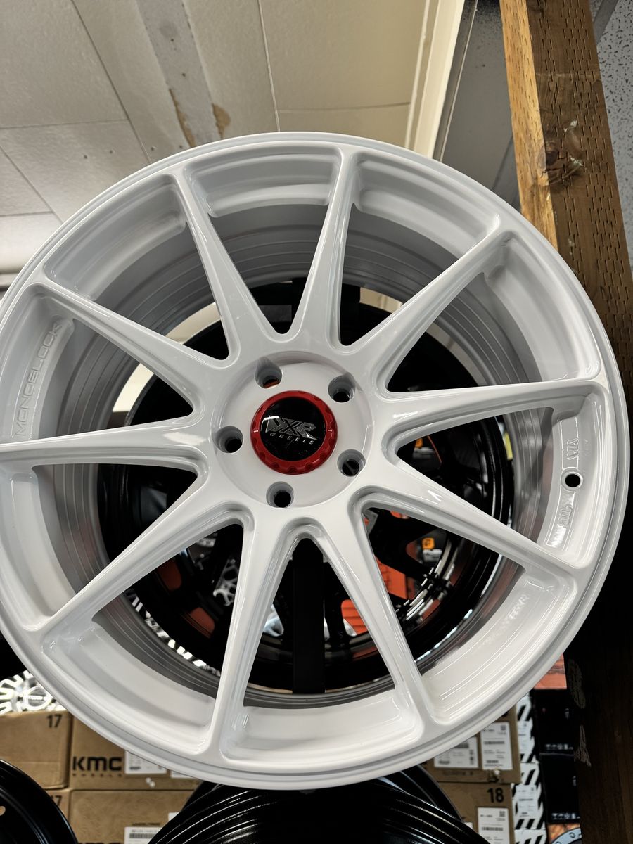 XXR WHELLS 19x8.5 WHITE OFF SET +35