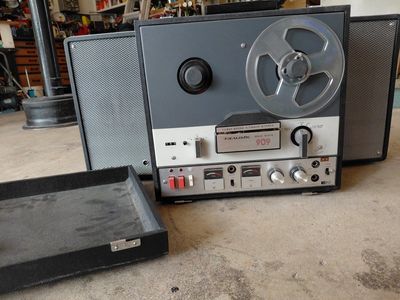 Vintage Realistic Tape Recorder #909 3-Speed 4-Track Stereo Radio Shack 1960s-70s? Needs some work/TLC