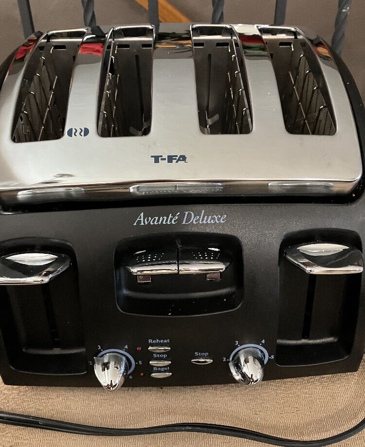TFal Avante Deluxe Browning 4 Slice Toaster