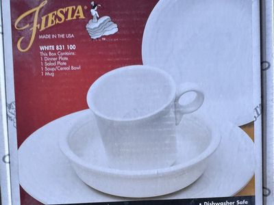 Fiesta 4piece Place Settings (4)