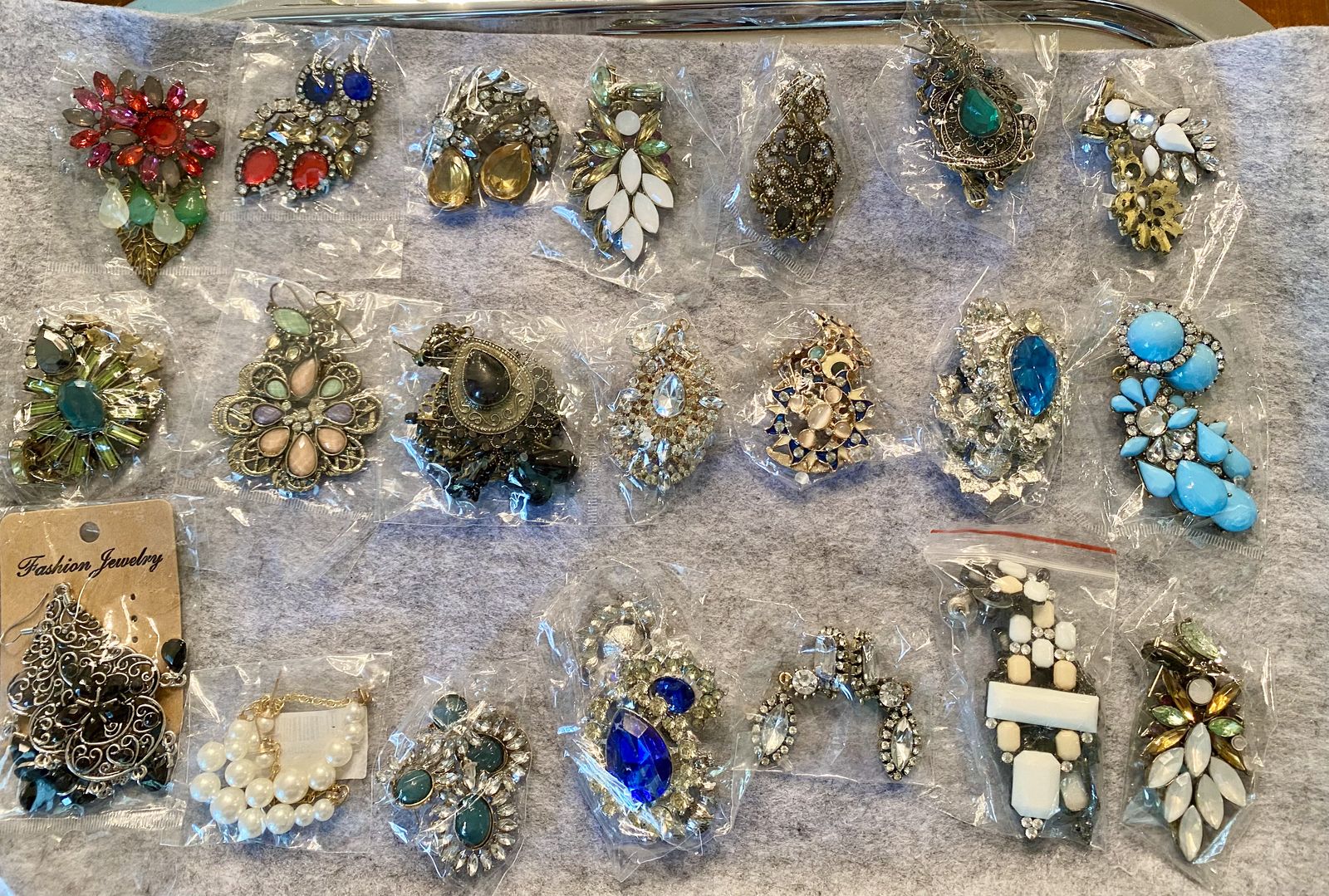 NEW - Earrings Pendant-Statement-Bling Collection - Your Choice $10 or 2/$18 More Coming Soon!