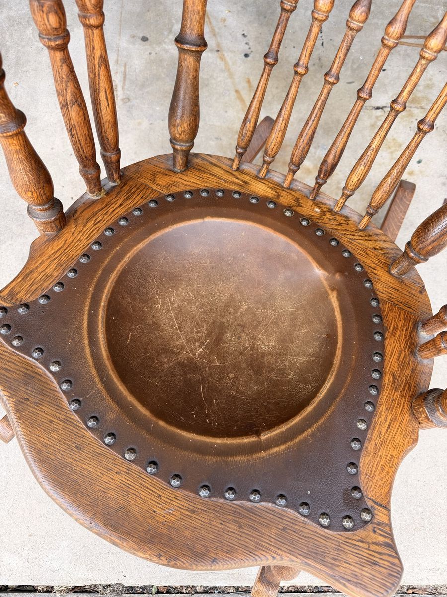 Main image 4