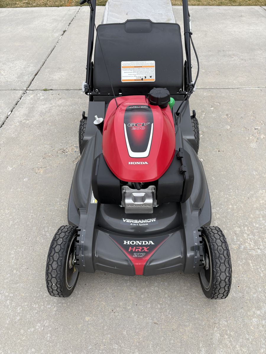 Honda HRX217 ( NEWST MODEL )