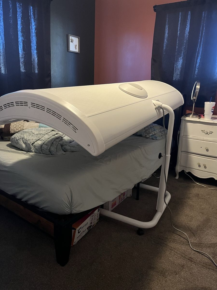 Pro Sun Red Light/Tanning Bed - Home Solarium, Excellent Condition