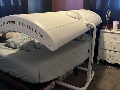 Pro Sun Red Light/Tanning Bed - Home Solarium, Excellent Condition