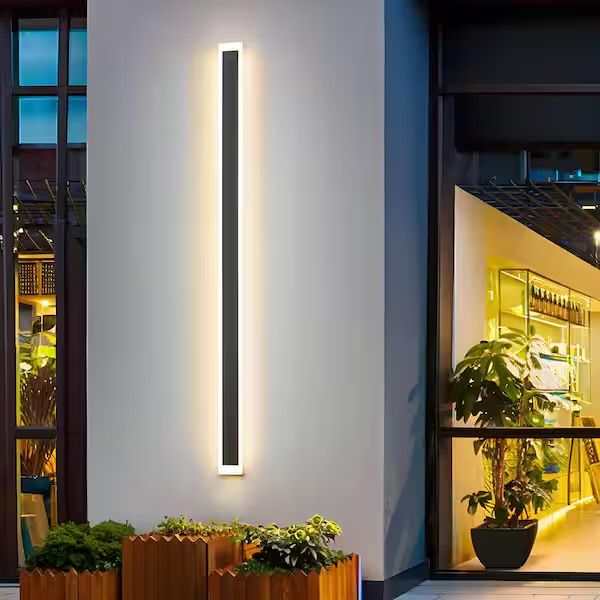 Black LED Outdoor Wall Light Waterproof Wall Lantern Sconce NEW IN BOX