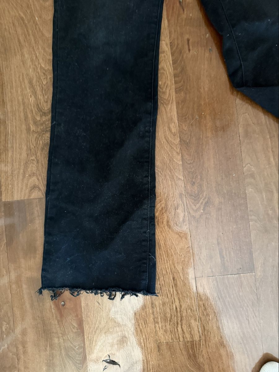 Main image 3