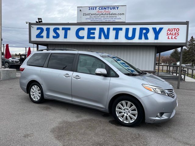2017 Toyota Sienna XLE