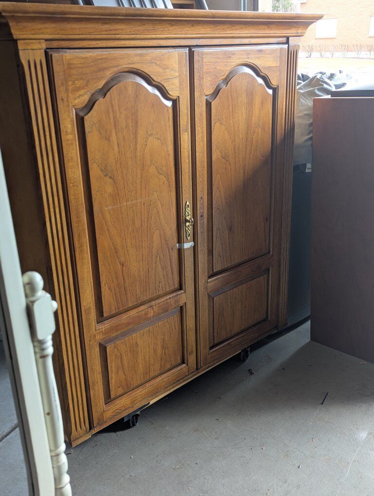 TV Armoire