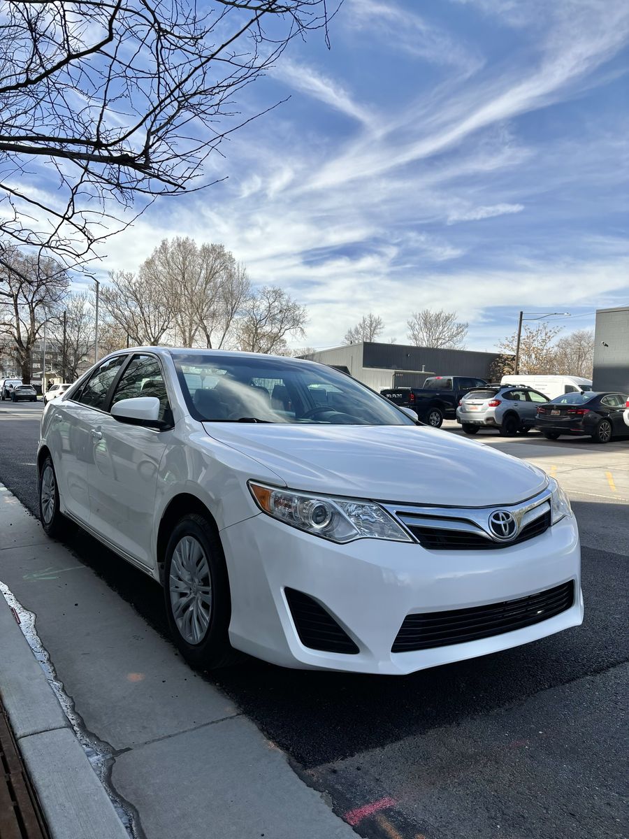 2012 TOYOTA CAMRY LE