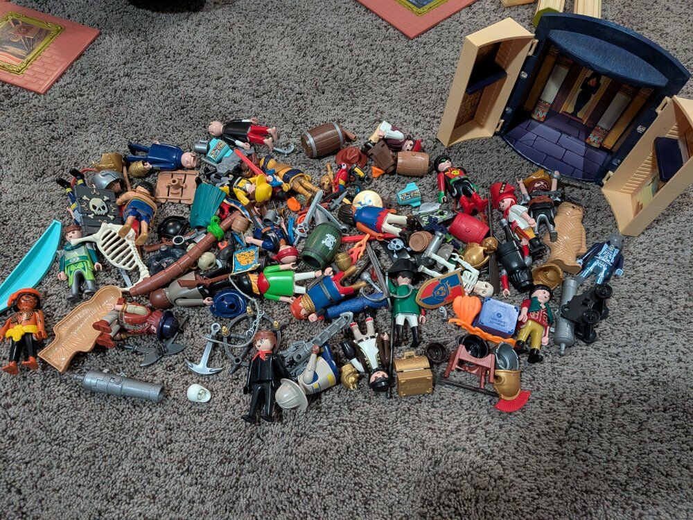 Playmobil Egyptian tomb with other toys