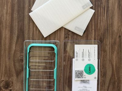 iPhone 16 Pro Bundle Cover and Screen Protectors