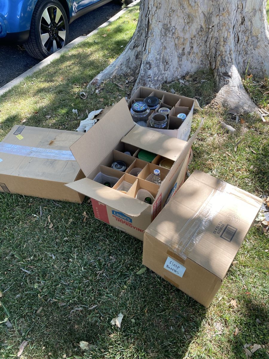 Free glass jars and clasp bottles