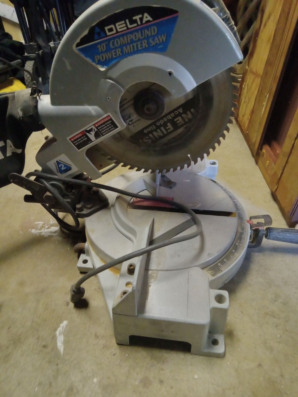 10" COMPOUND MITER SAW