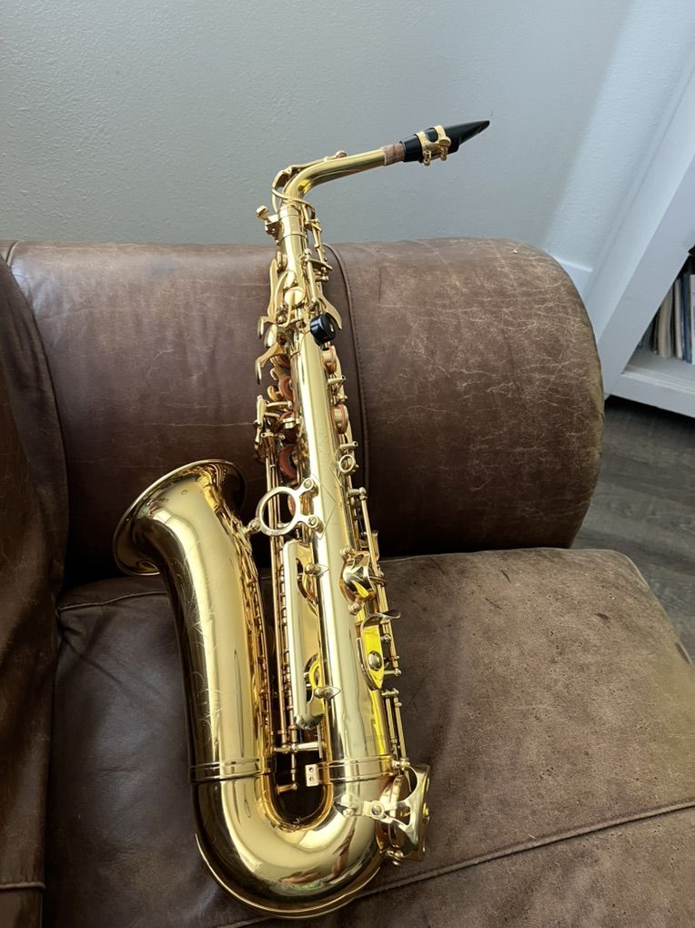 Easter Saxophone Alto