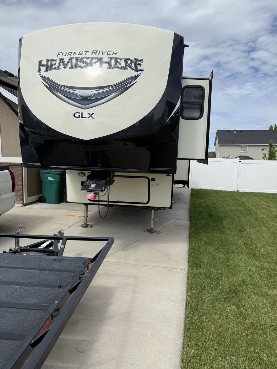 2019 Forrest River Hemisphere (F286RL)