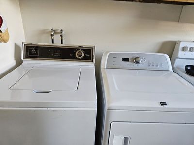 Maytag washer and dryer set