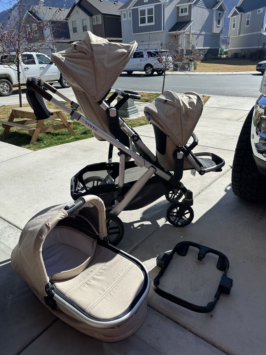 UPPAbaby vista v2 LATEST MODEL