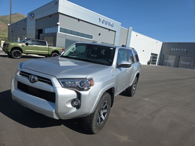 2022 Toyota 4Runner SR5