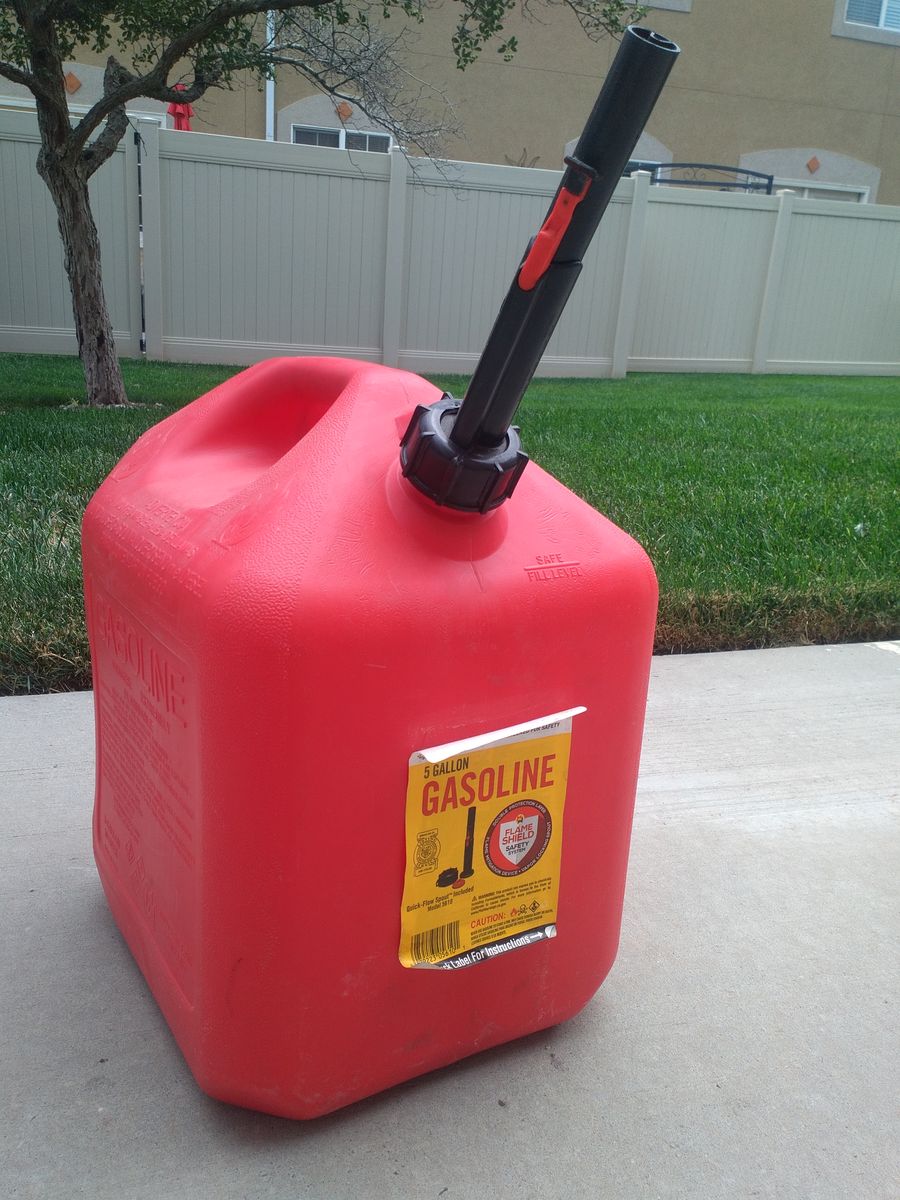 Charcoal Grill + 5 Gal GAS Tank Bundle – $??