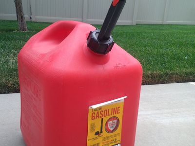 Charcoal Grill + 5 Gal GAS Tank Bundle – $??