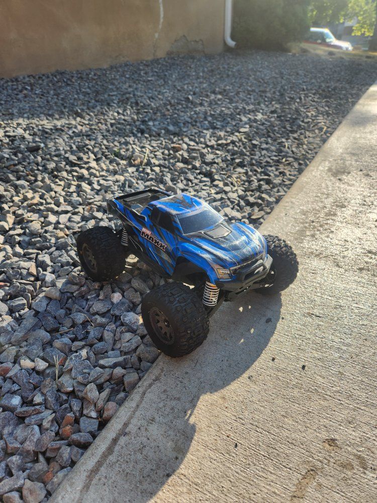 Traxxas Mini Maxx with upgrades