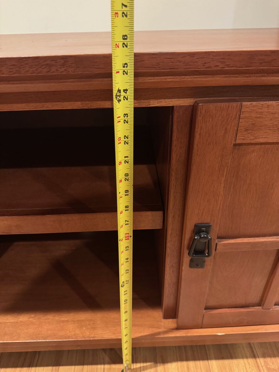 Main image 6
