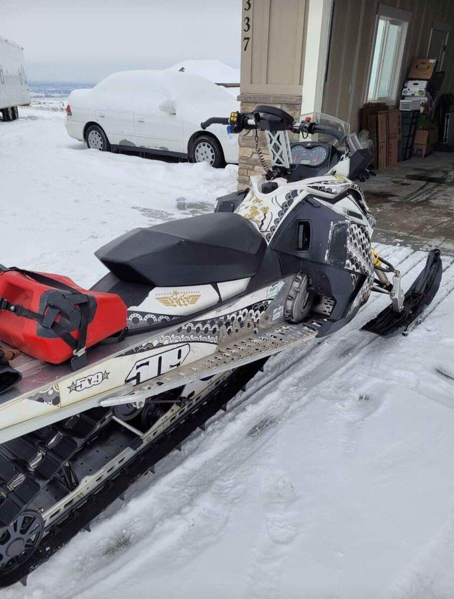 2008 skidoo 800