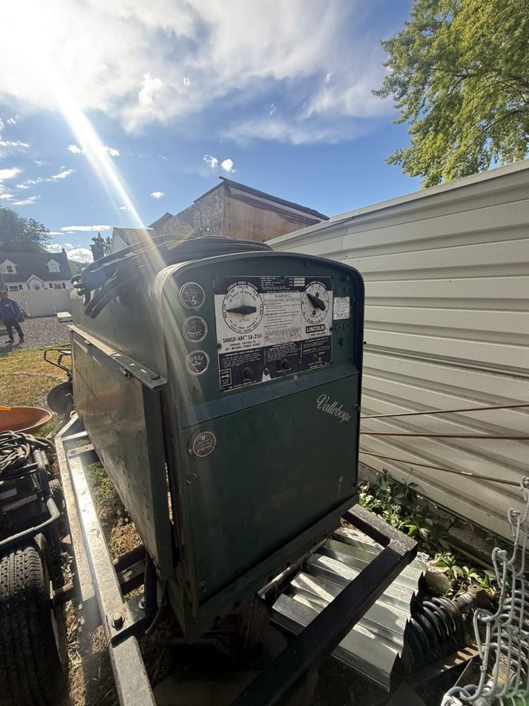 1970 SA250 Welder
