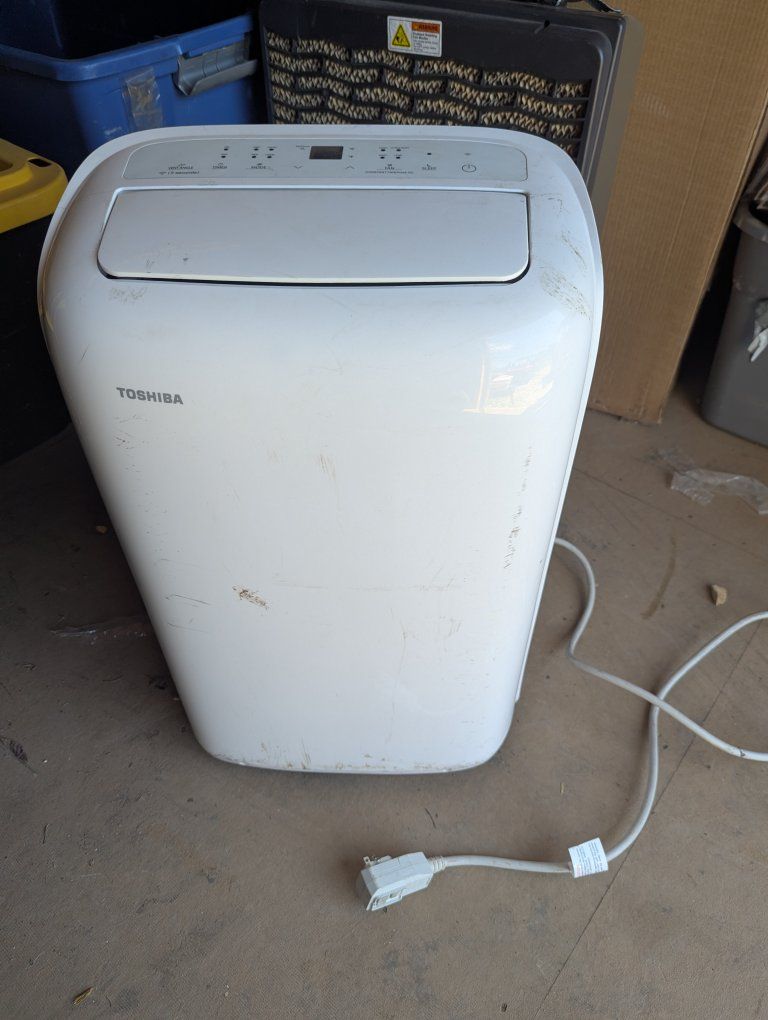 Toshiba Portable Air Conditioner - White, Compact Design