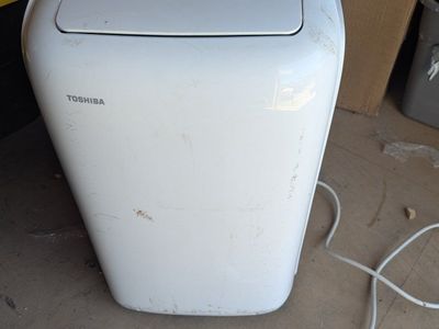 Toshiba Portable Air Conditioner - White, Compact Design