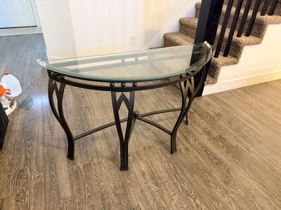 Small Wall/Hall/EntryTable