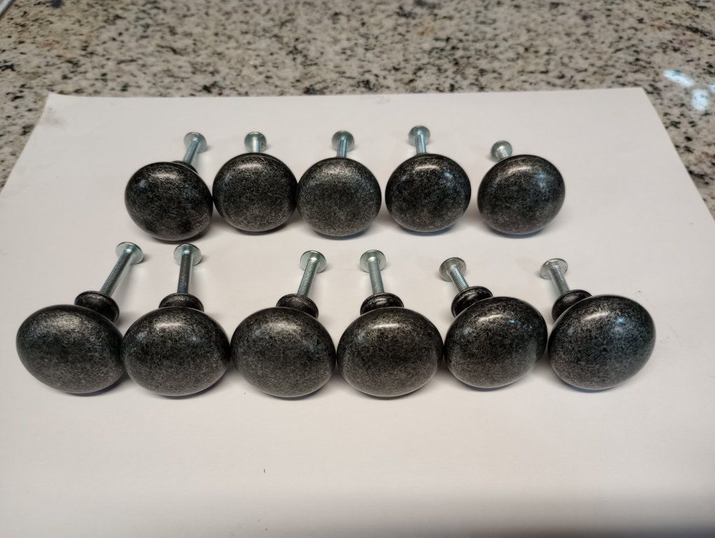 11 hammered style cabinet knobs