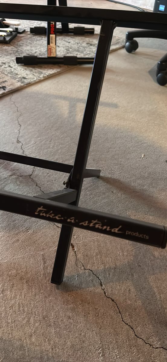 Take a Stand Products Black Z-Style Guitar/bass amp stand